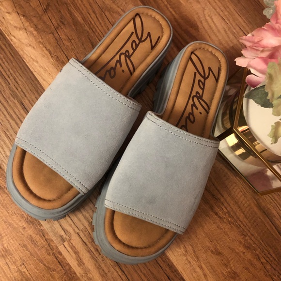 Zodiac Shoes - Zodiac, Halle sandals price is firm